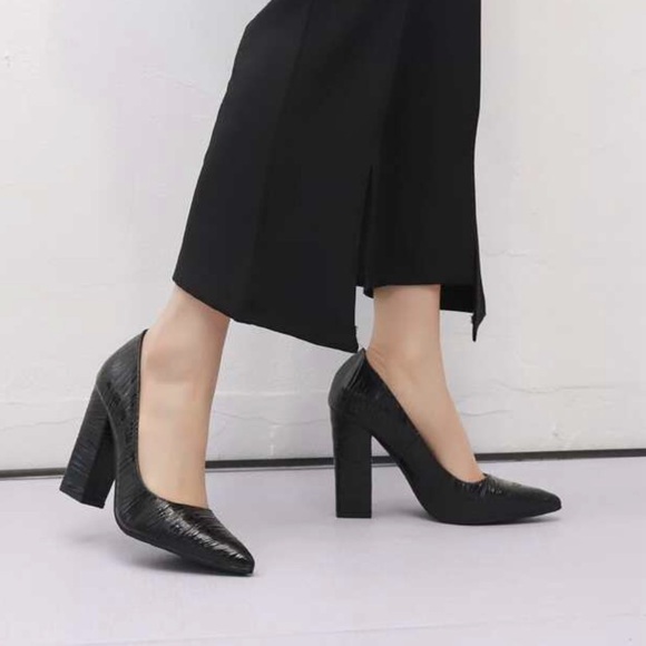 SHEIN Elegant Black Pointed Toe Block Heels - Picture 1 of 11